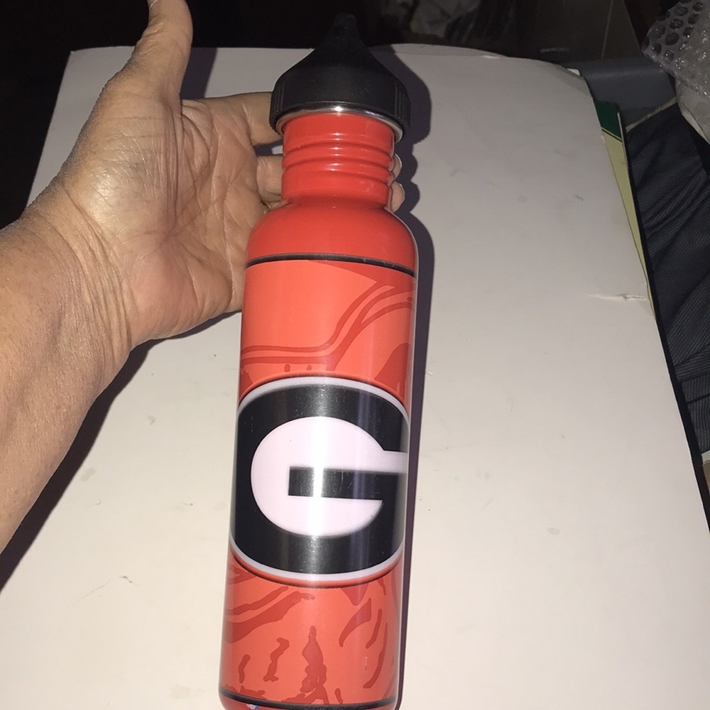 NWOT Insulated UGA Drink Container